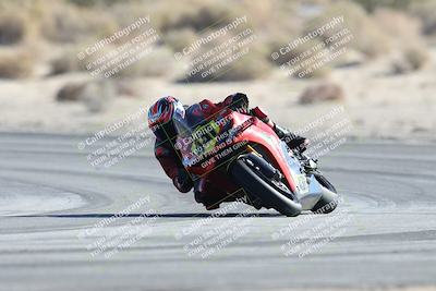 media/Dec-07-2025-CVMA (Sun) [[3e7d2de5dc]]/Race 10-Formula 40 Open/